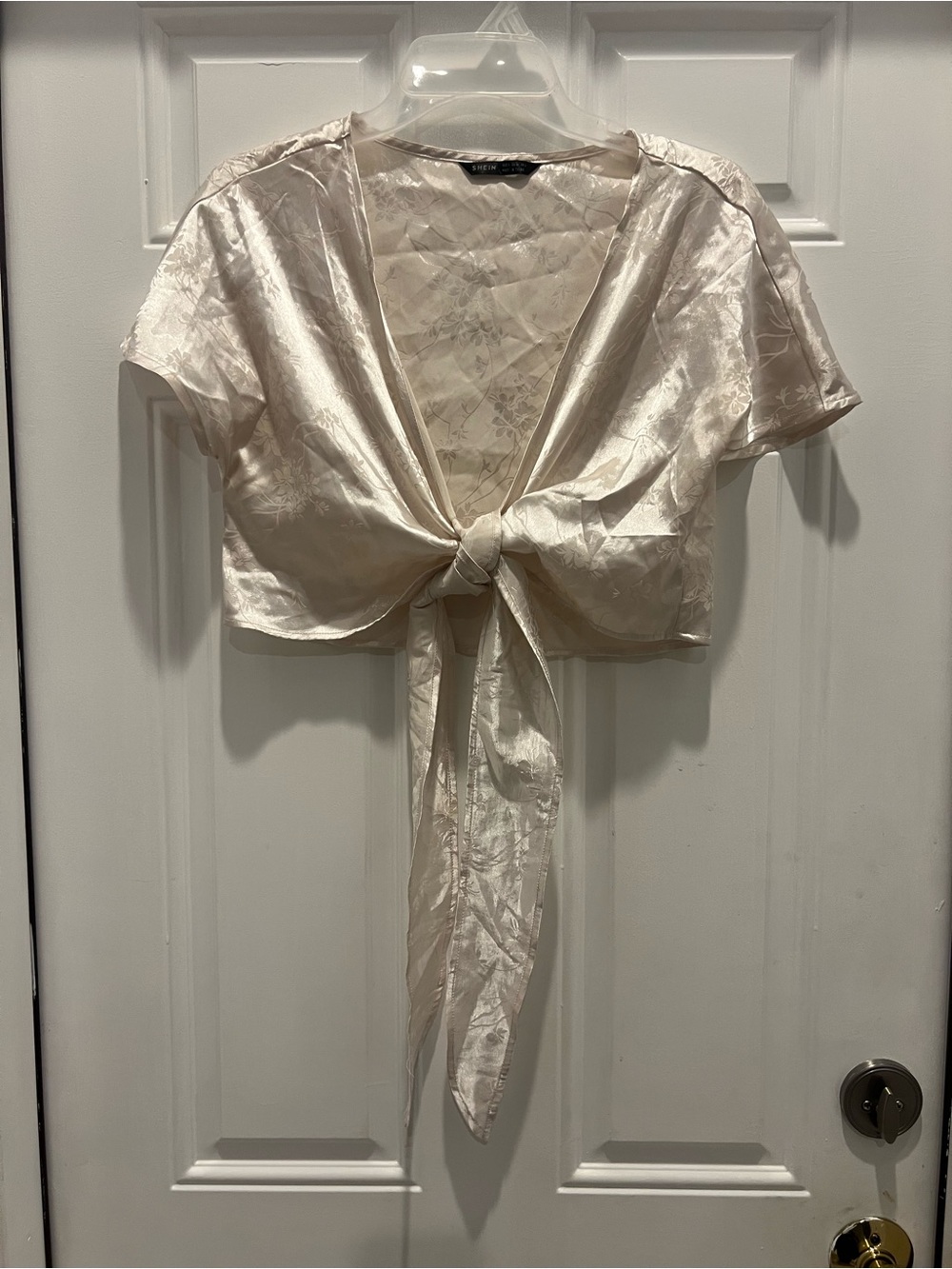 SHEIN Ivory Tie-Front Short Sleeve Crop Top Size S #943